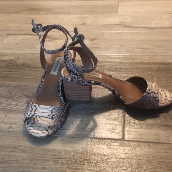 Steve Madden Snake Heels - Picture 1 of 4